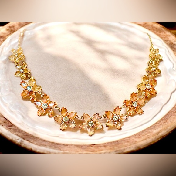 NEW Kate Spade Floral Rhinestone Gold Tone Necklace (15-18”) - Picture 5 of 7